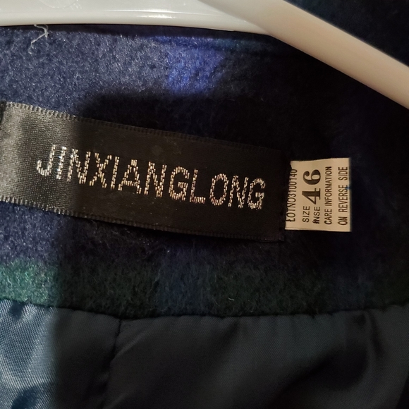 Jacket - Picture 3 of 4